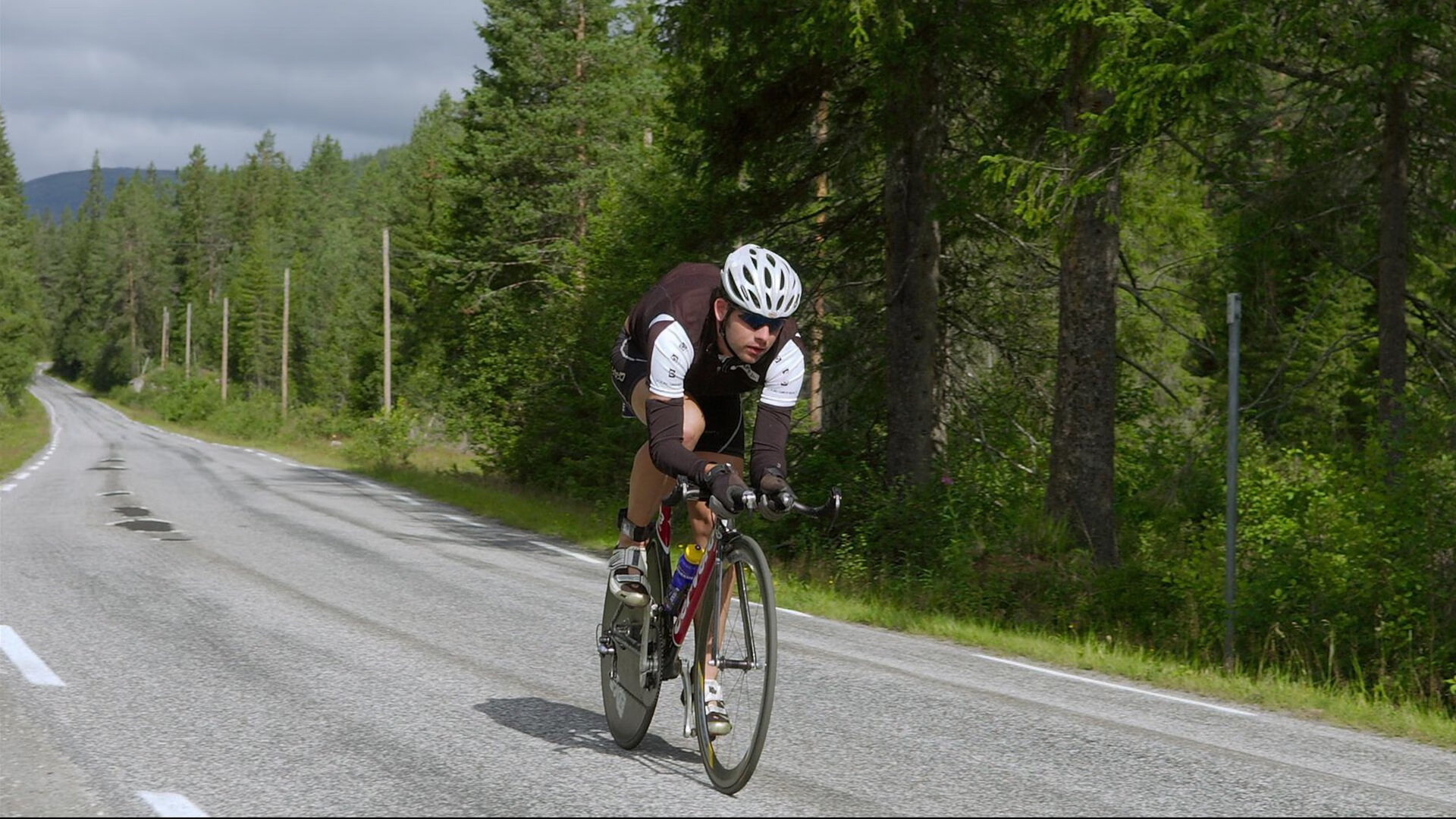 塞尔维亚重夺领先局面，晋级希望大增，塞尔维亚迎来好消息